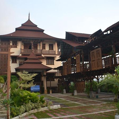 Villa Warisan Ja Johor Bahru Exterior photo